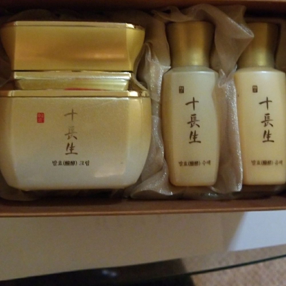 Kbeauty cream and two lotions